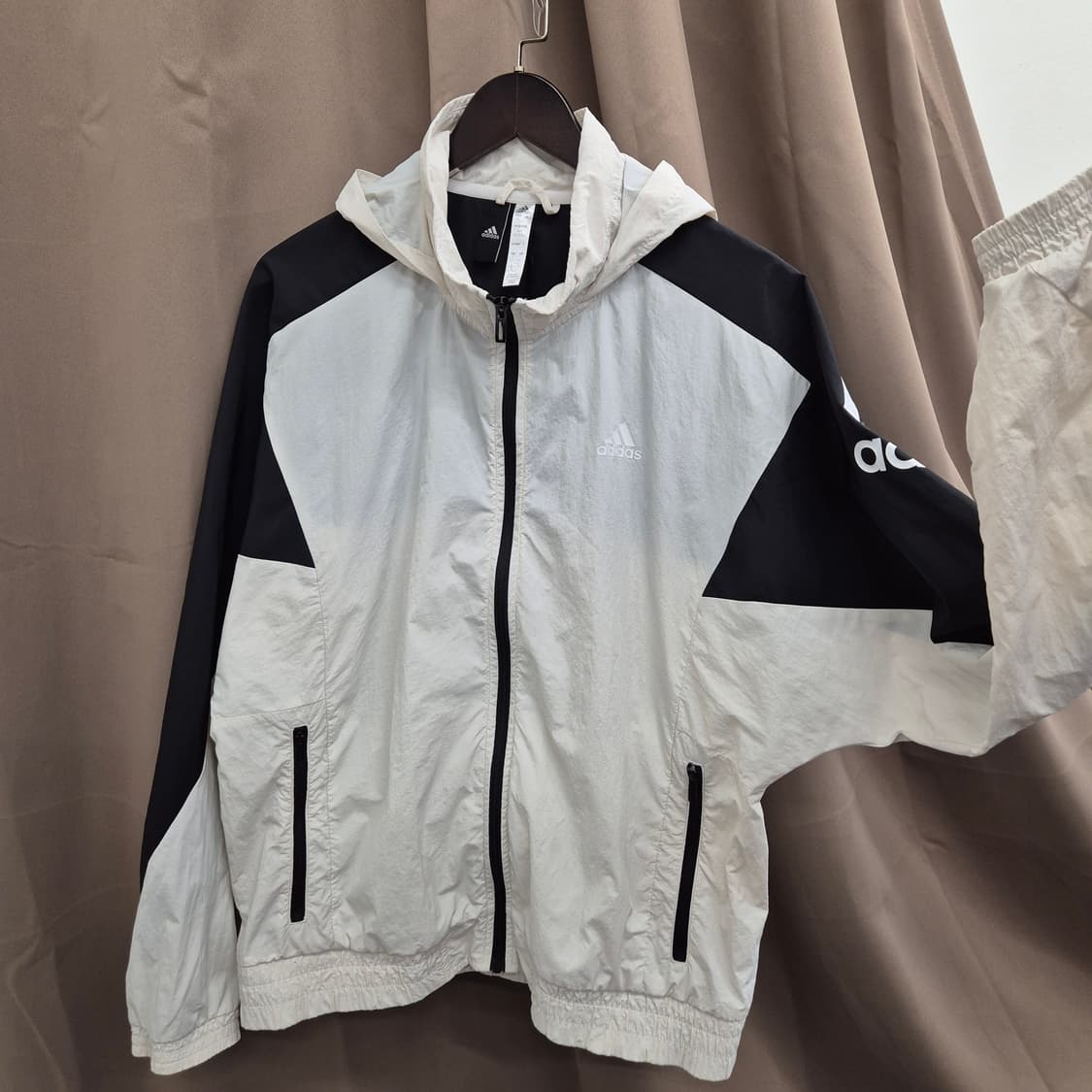 아디다스 빅 로고 우븐 바람막이 자켓 L 상품이미지2