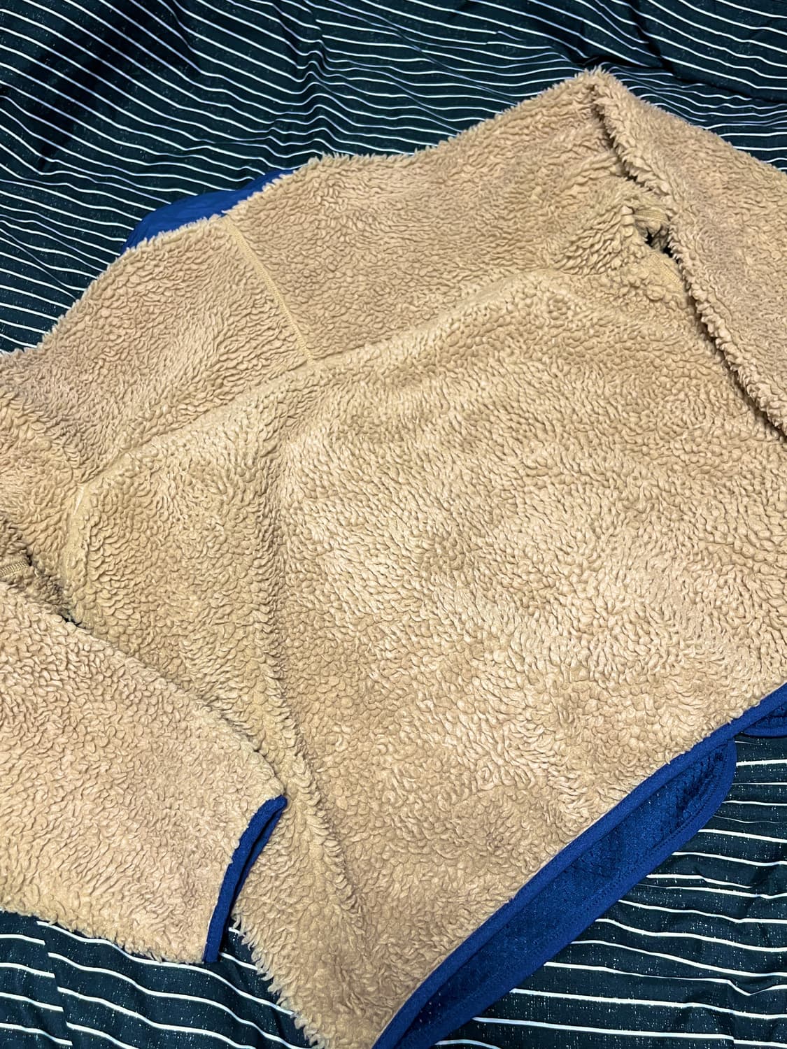 파타고니아 레트로 딥파일 네추럴 L 상품이미지6