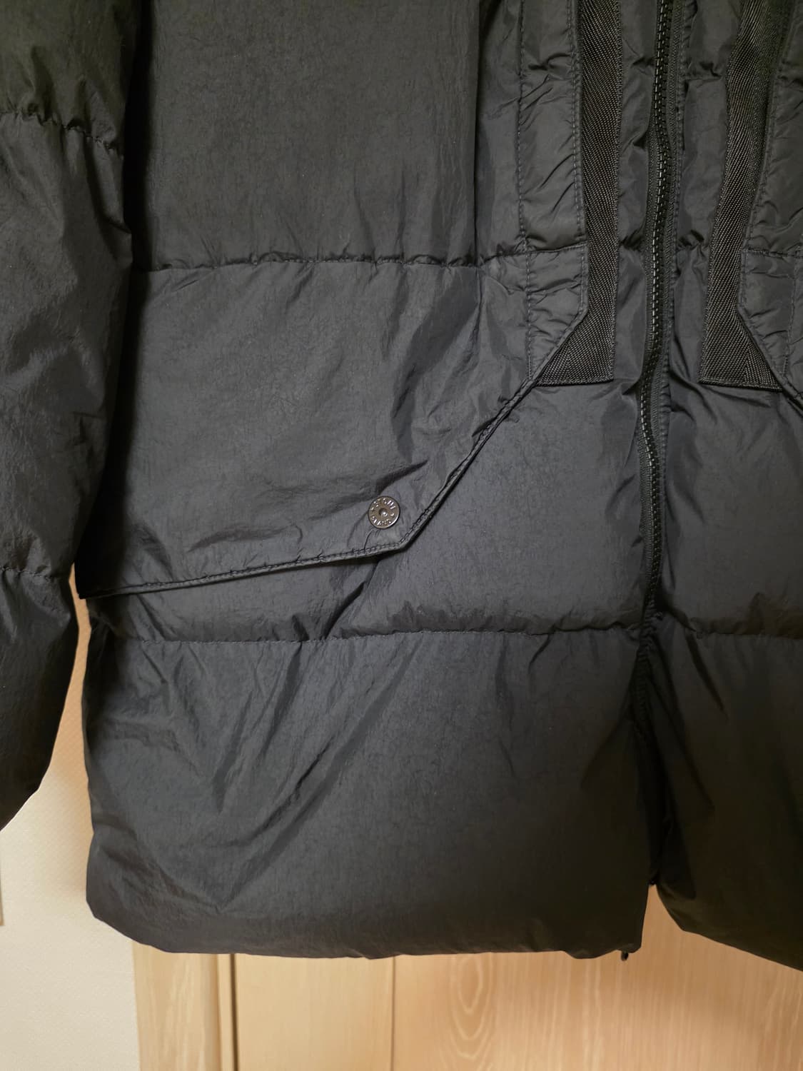 [23-24FW] 스톤아일랜드 가먼트 다잉 크링클랩스 패딩 2XL 상품이미지2