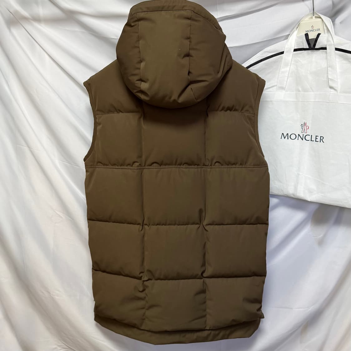 [S급/4] 몽클레어 앙카스 후드 조끼패딩 브라운 상품이미지4