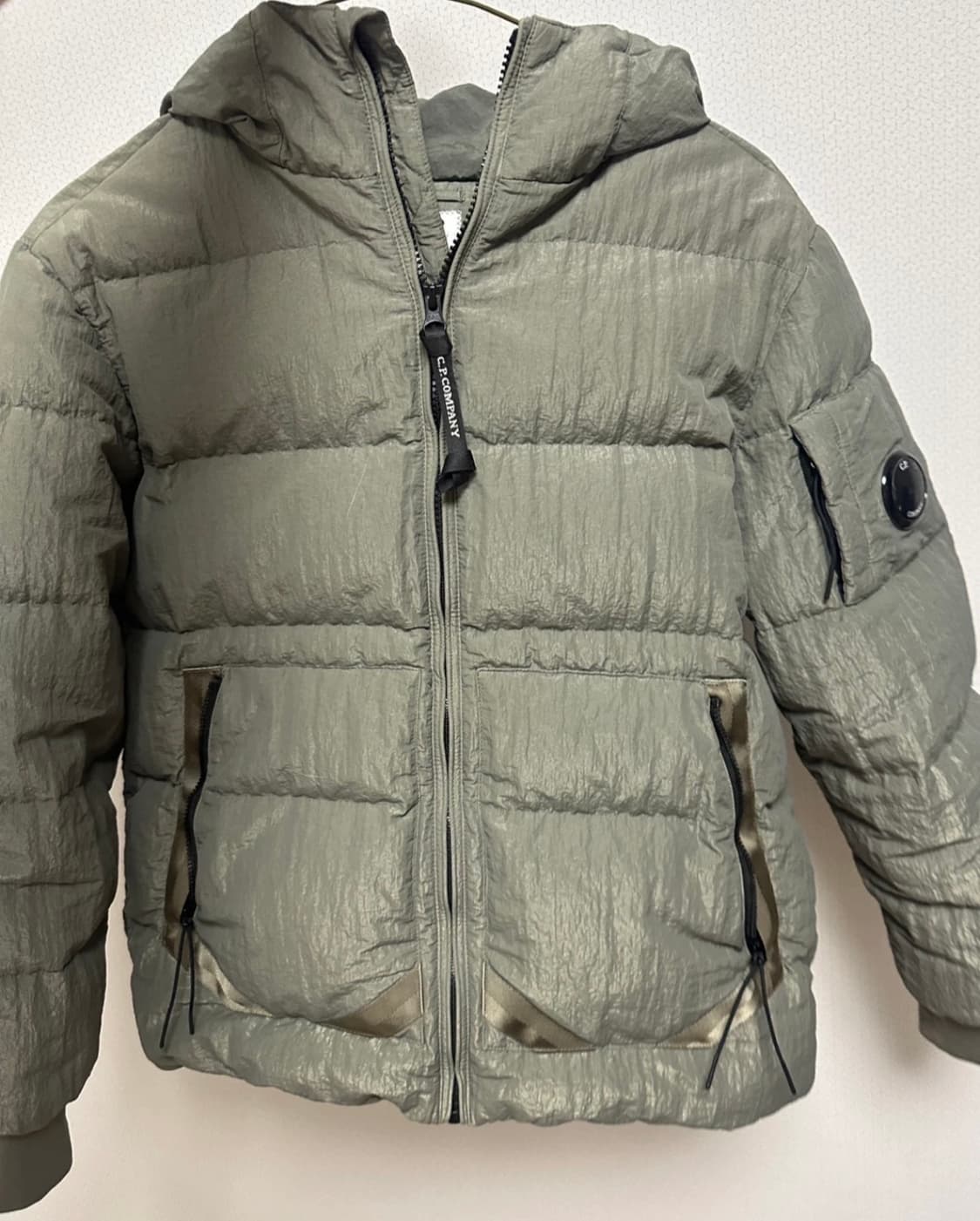 C.p company 올리브 패딩 상품이미지3