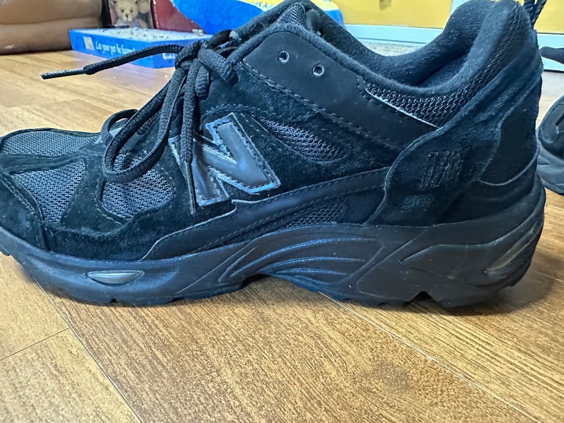 뉴발란스 878 트리플블랙 상품이미지4