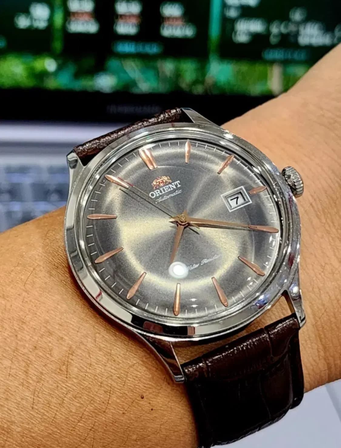 오리엔트 밤비노 4 스웨이드 가죽 시계 상품이미지1