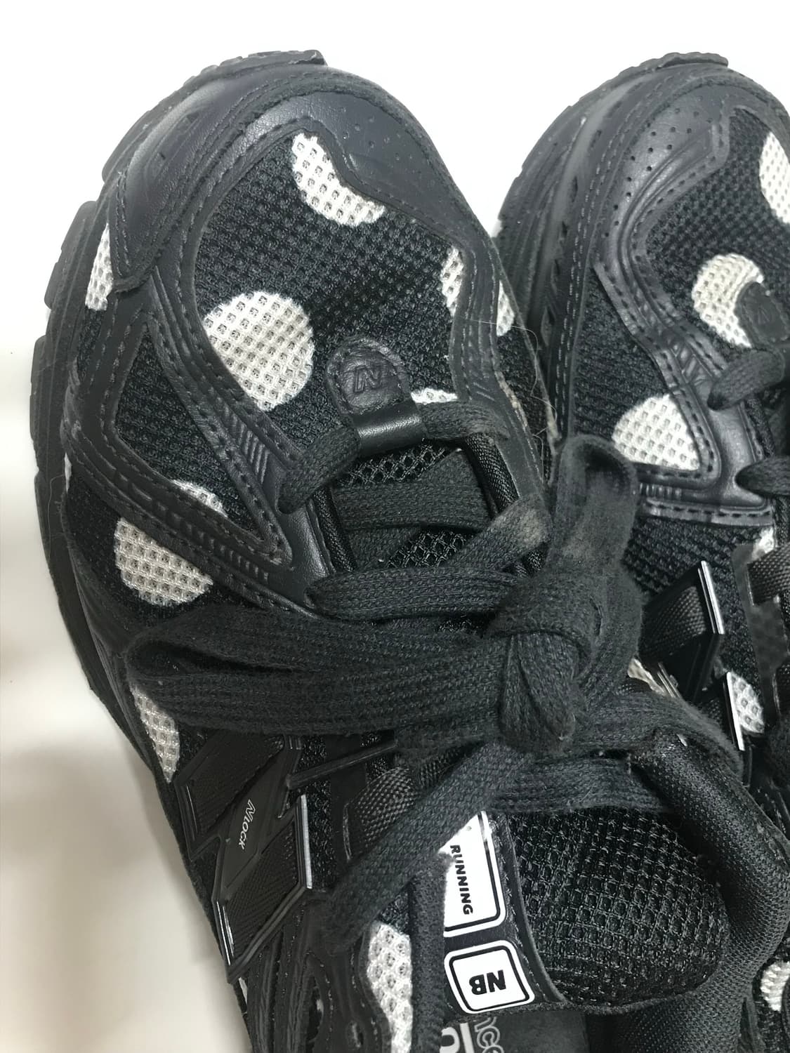 뉴발란스 1906R 폴카 닷 블랙 250 상품이미지3