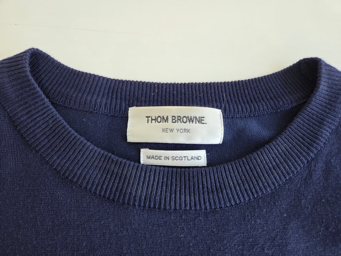 톰브라운 긴팔니트 네이비 상품이미지3