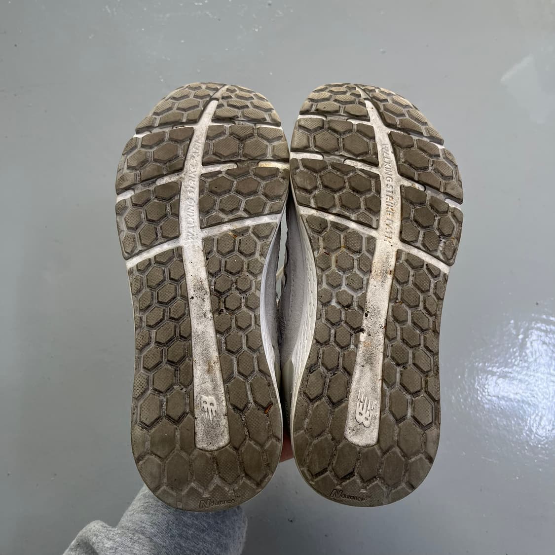 240 뉴발란스 플레쉬폼 1880 운동화 0304M 상품이미지6