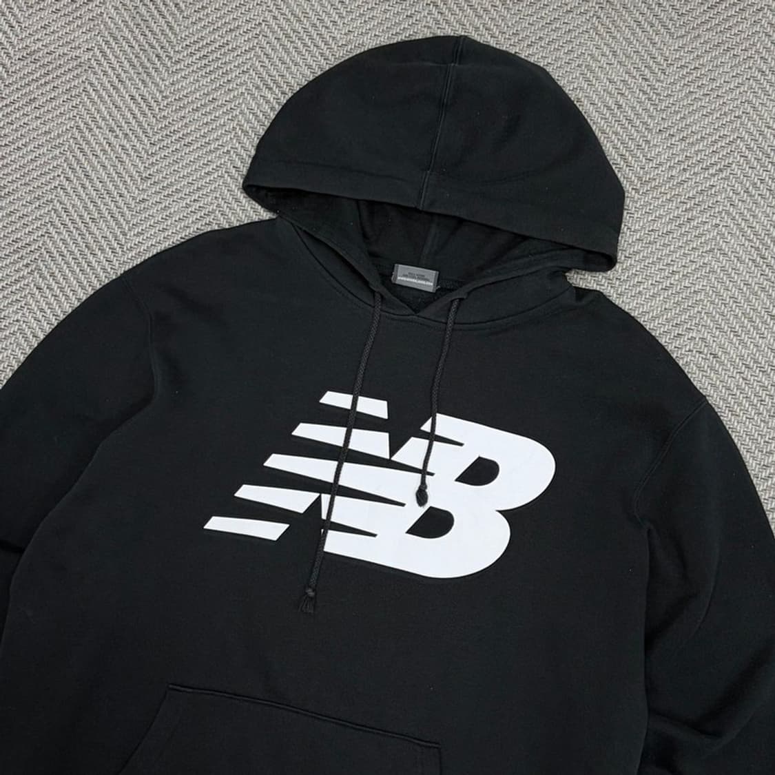 뉴발란스 빅로고 후드티 v1307 상품이미지3