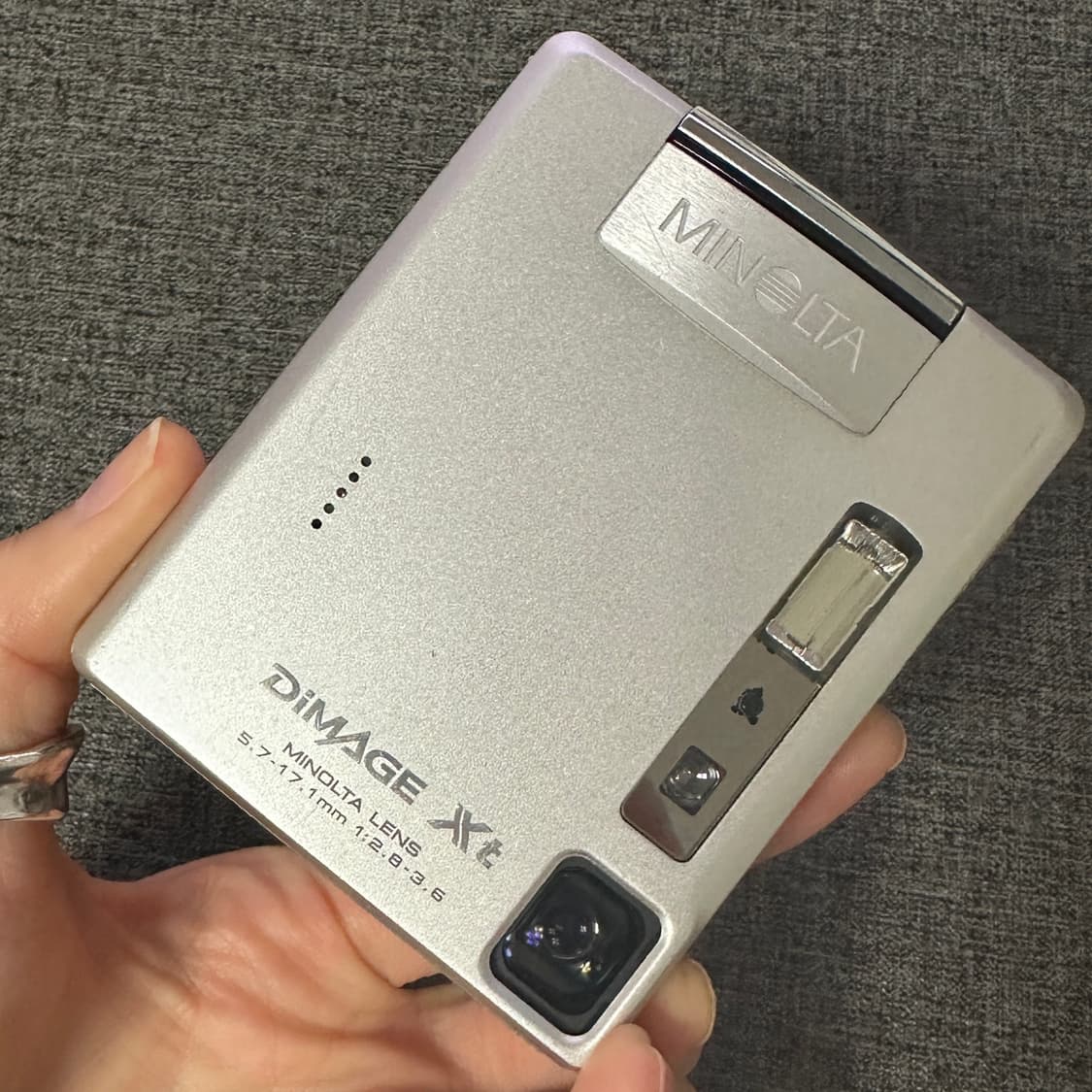 레어템 빈티지 디카 코니카 미놀타 디미지 DiMAGE Xt 실버 상품이미지2