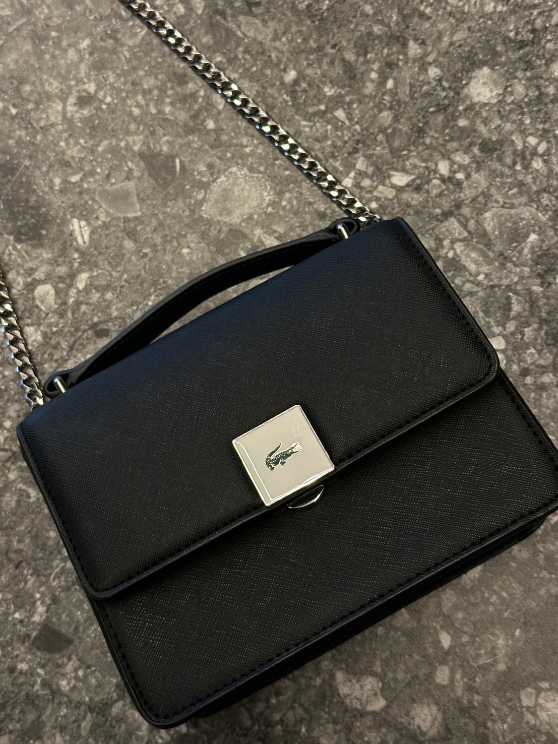 라코스테 미니 크로스백 처분  상품이미지4