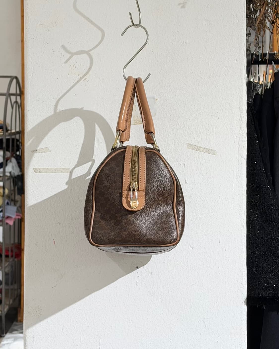 셀린느 브라운 마카담 코팅 캔버스 보스턴백 상품이미지3