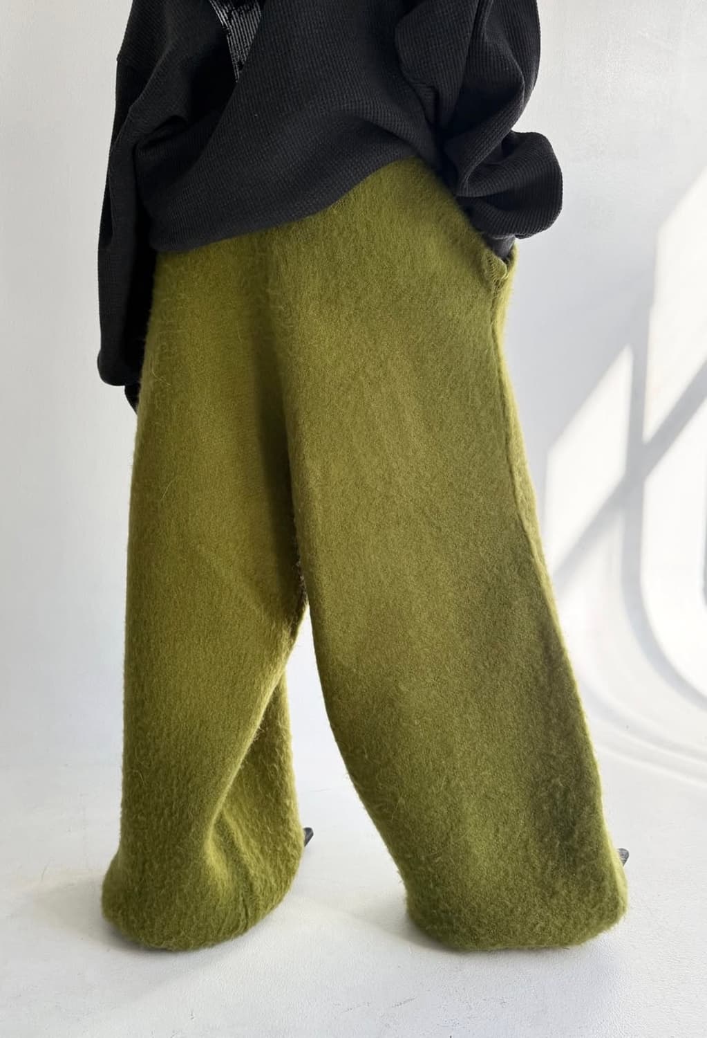 더미스테리어스호텔 니트팬츠 상품이미지3