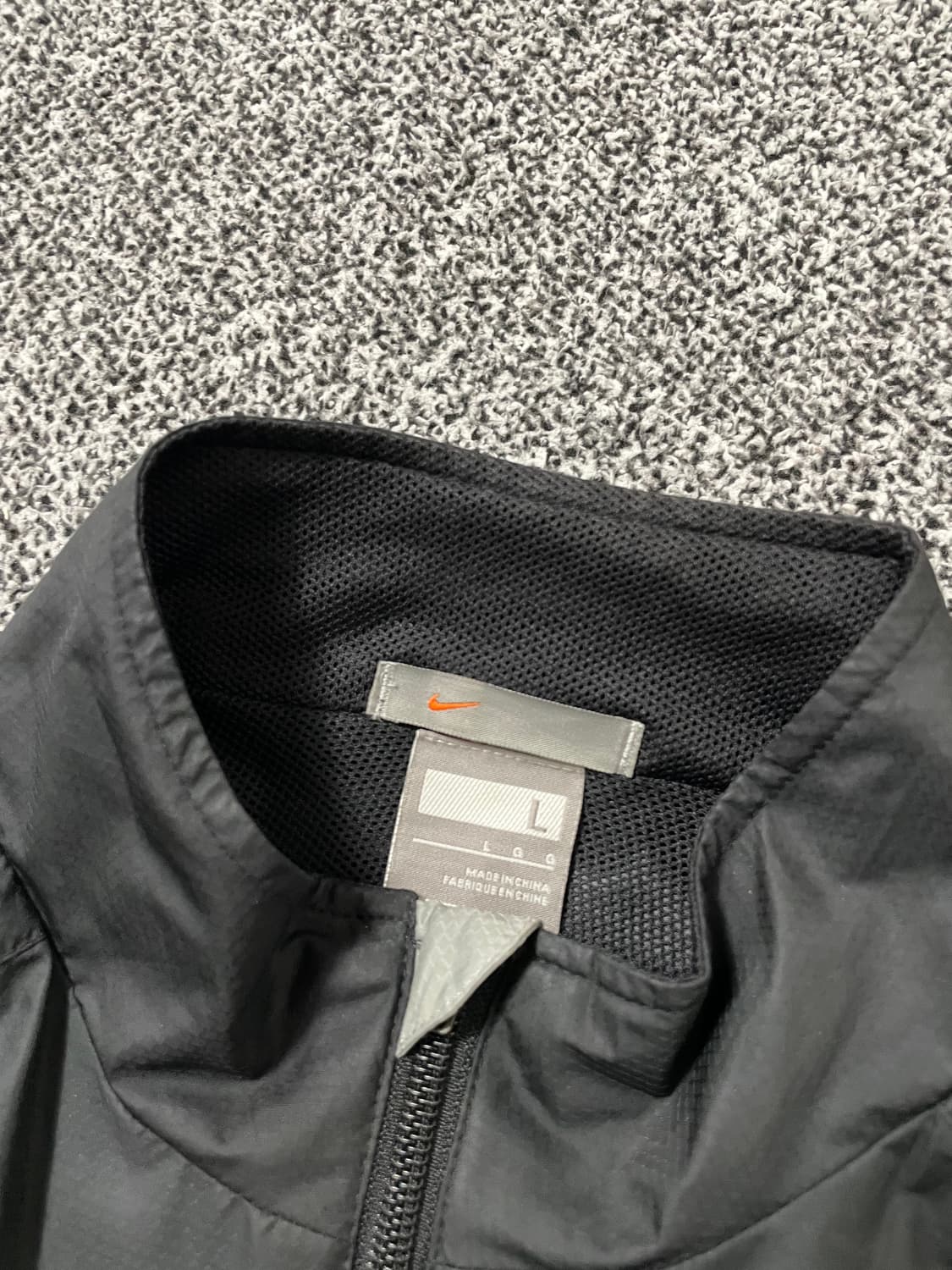 빈티지9. 나이키 올드스쿨 바람막이 블랙 그레이 배색 점퍼 상품이미지3