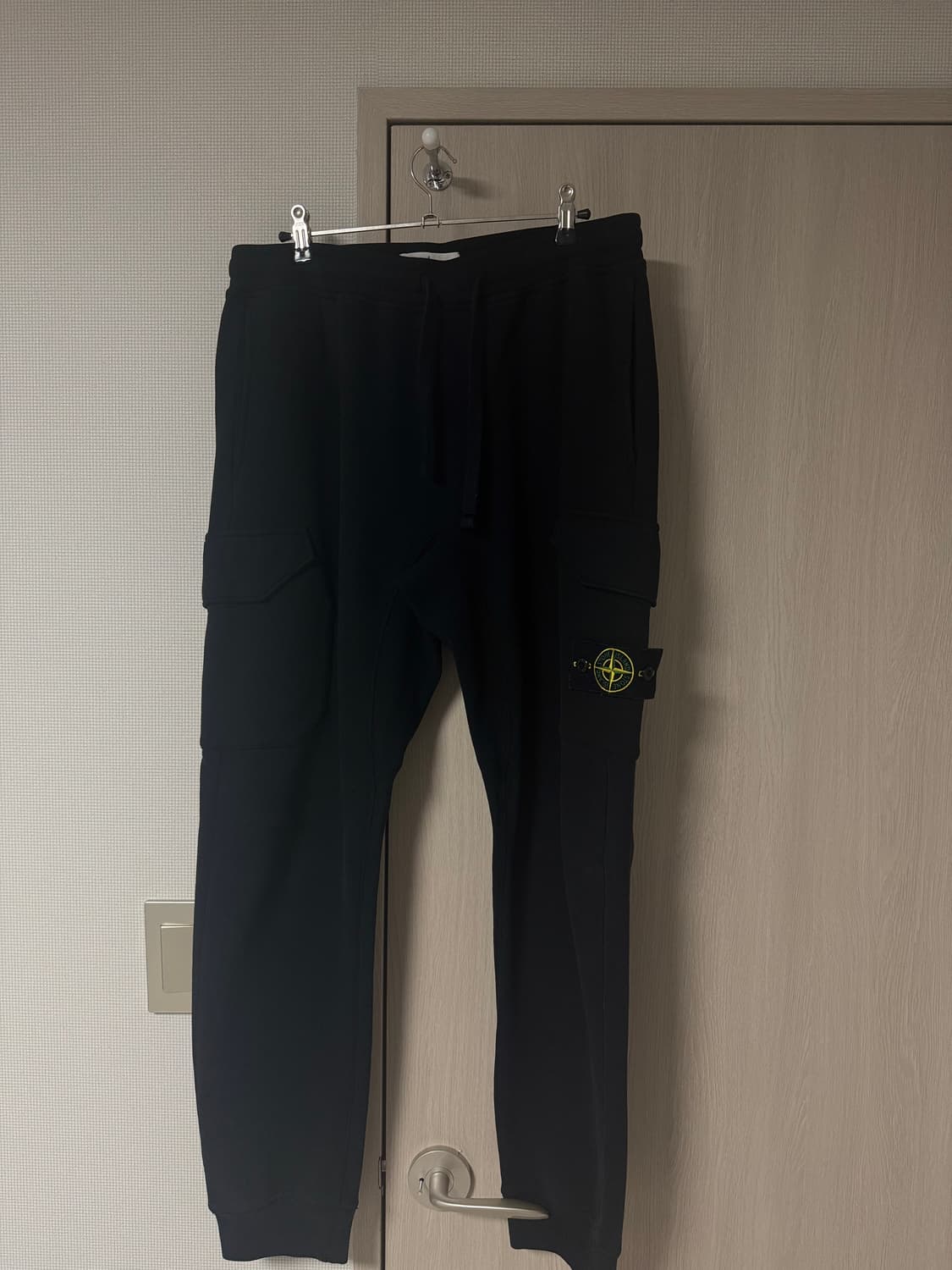 [M] 스톤아일랜드 블랙 조거 팬츠 상품이미지1
