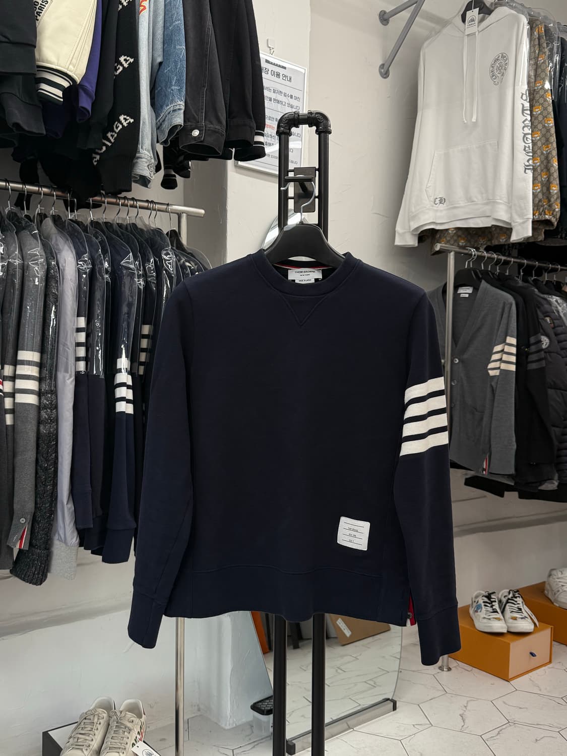 [3] 톰브라운 사선완장 맨투맨 상품이미지1