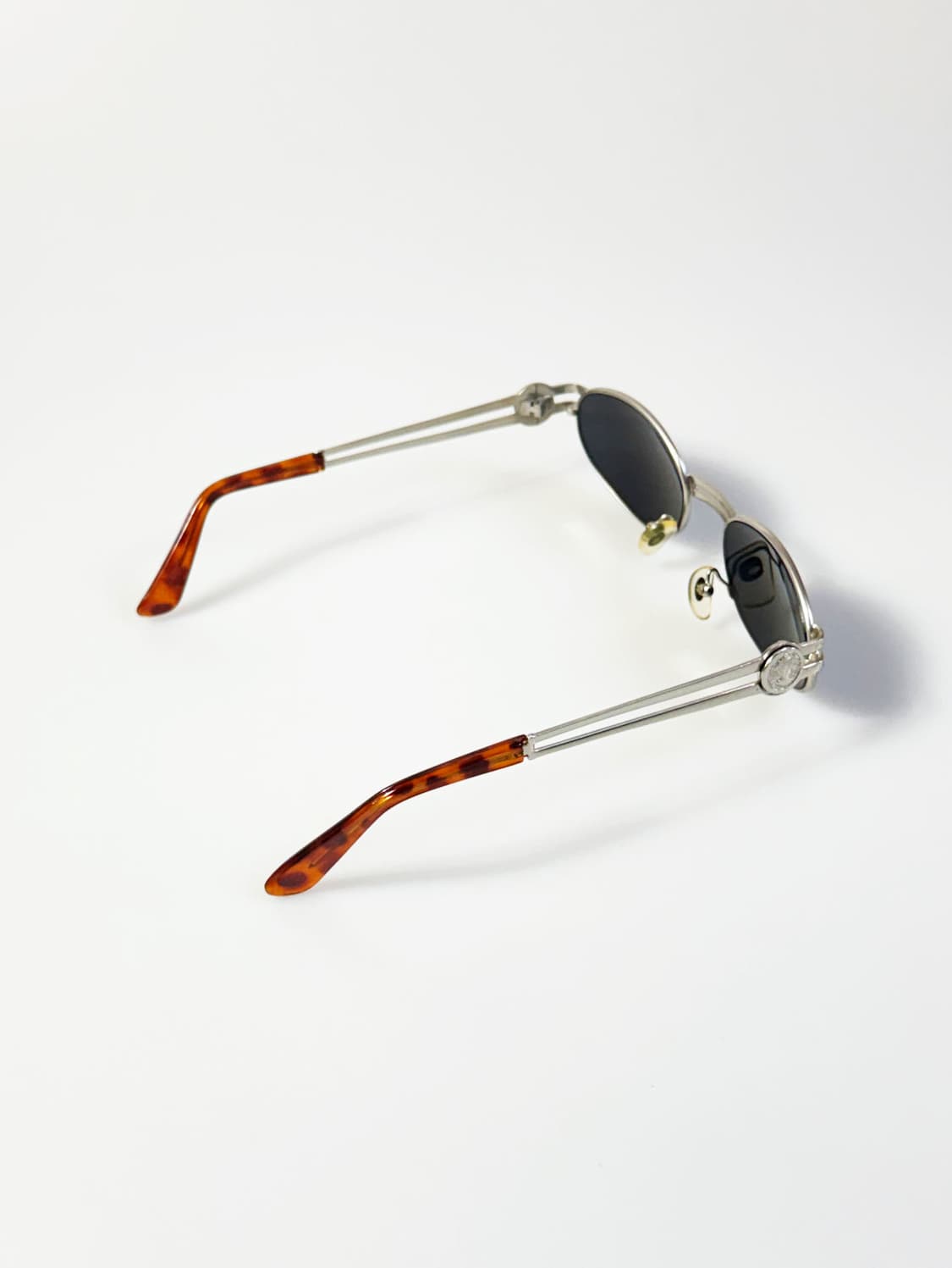 90s 실버 슬림 오벌 메탈 프레임 빈티지 선글라스 상품이미지4