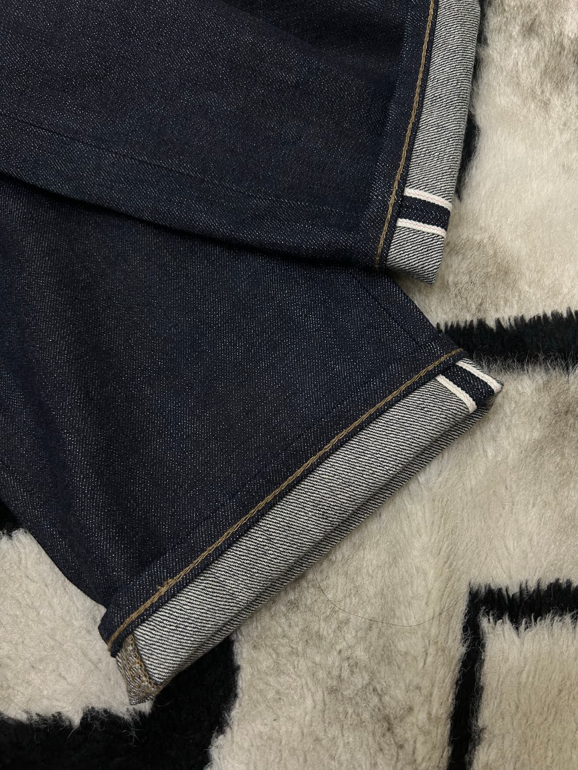 [33]유니클로U 셀비지 레귤러핏 데님팬츠/생지 상품이미지1