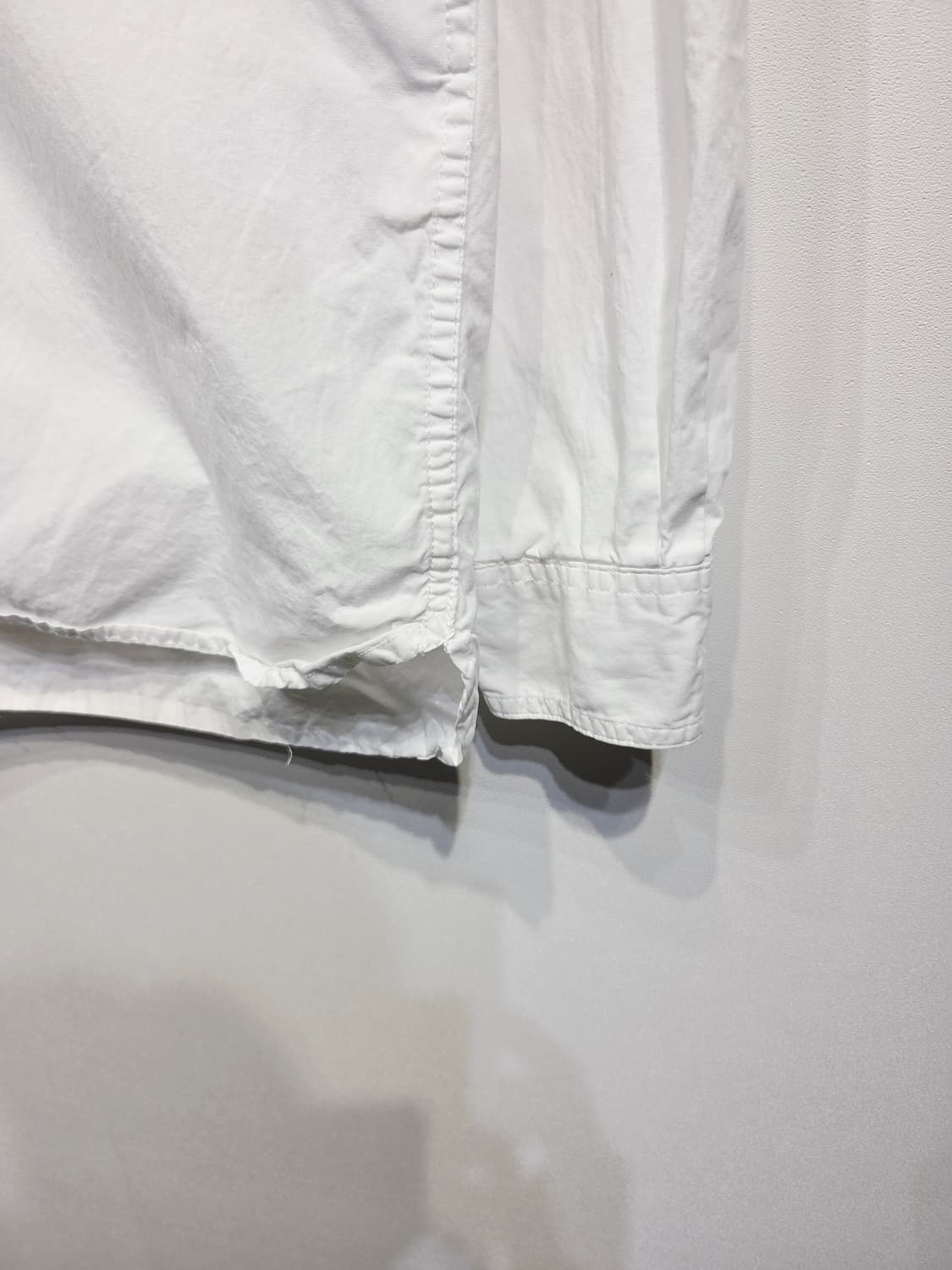 리바이스(Levi's) 화이트 솔리드 셔츠_M 상품이미지5