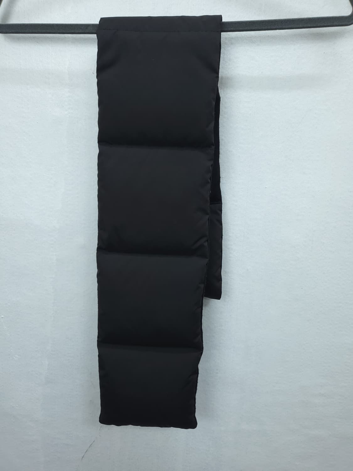 라코스테(Lacoste) 구스다운 패딩 머플러 블랙 새제품급 상품이미지7