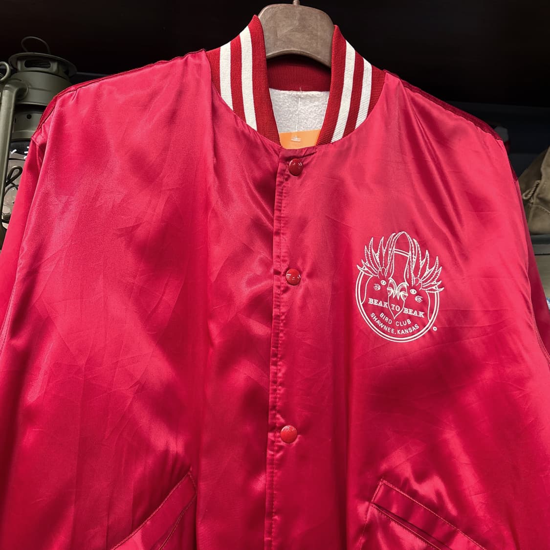 90s 빈티지 버드클럽 사틴 바시티 자켓 빅프린팅 딥레드 N777 상품이미지3