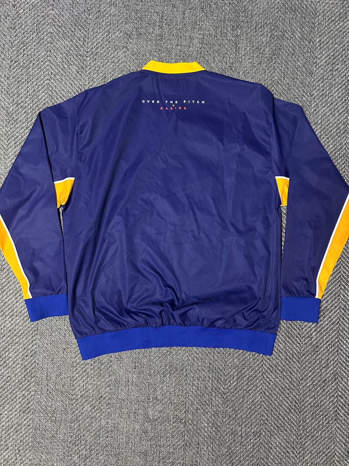 카시나 오버더피치 콜라보 바람막이 자켓 상품이미지2