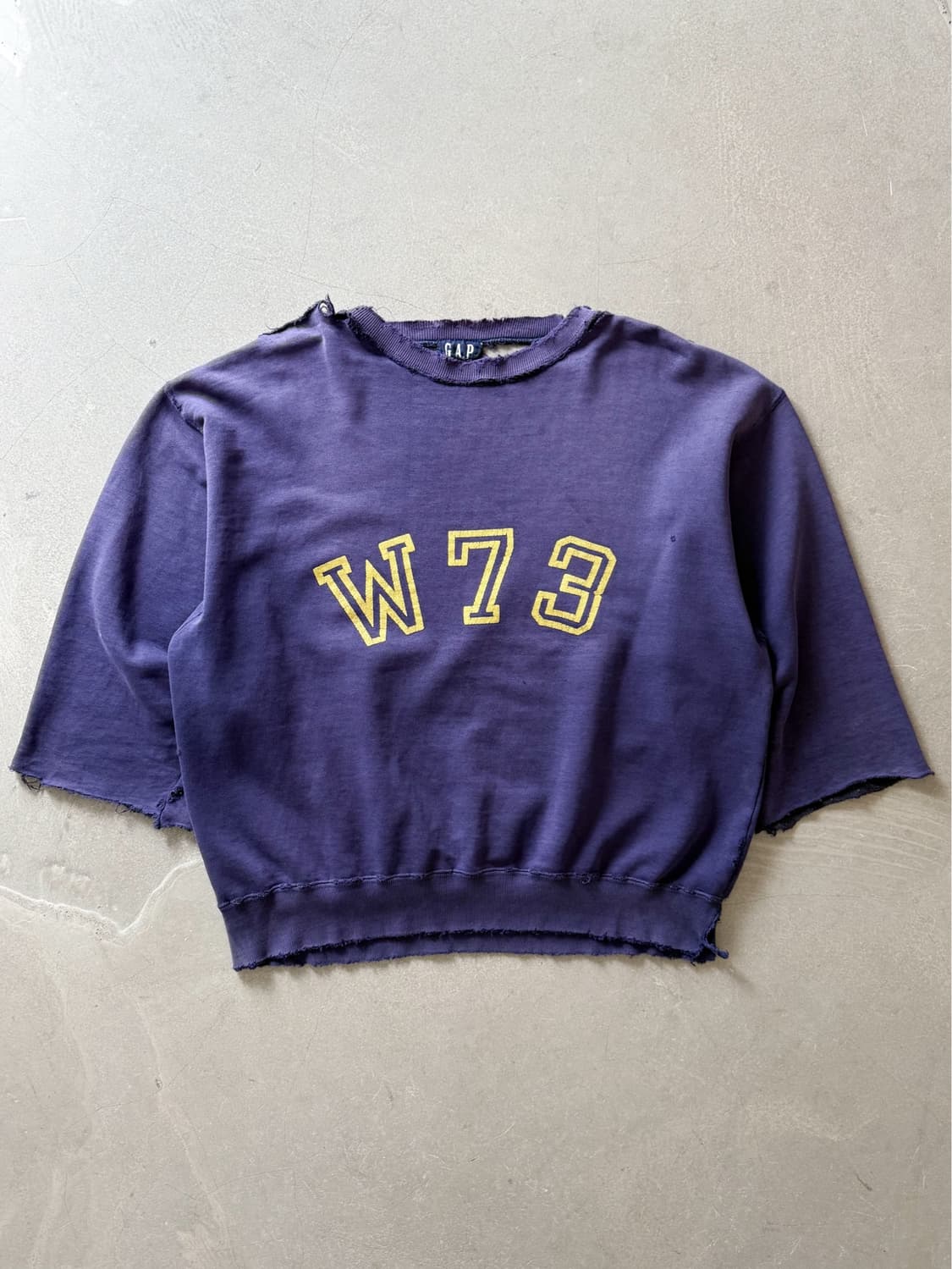 90s Old GAP W73 Distressed Sweatshirts  상품이미지4