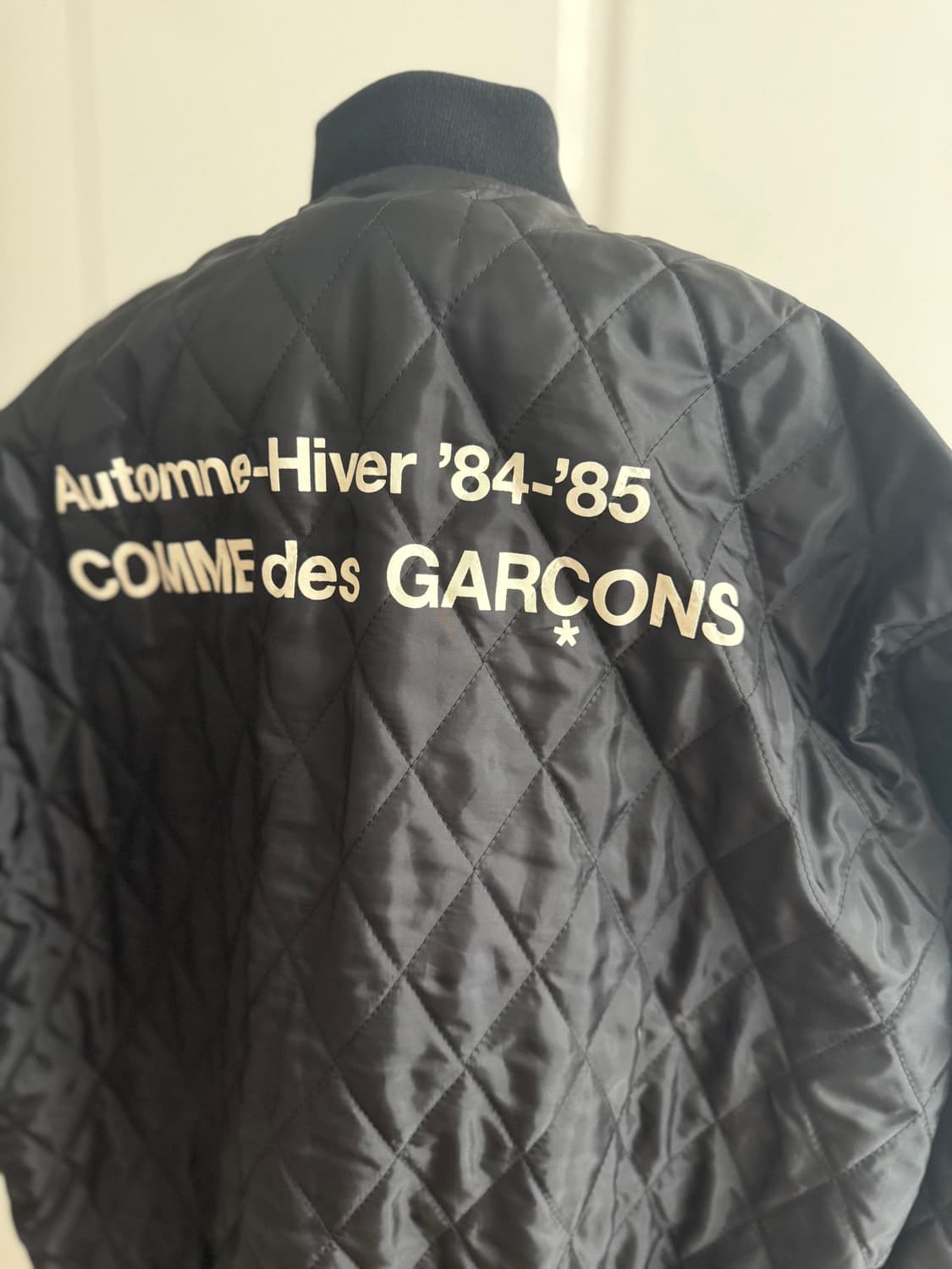 CDG 퀼티드 84-85 스태프 블루종 블랙 M 상품이미지4