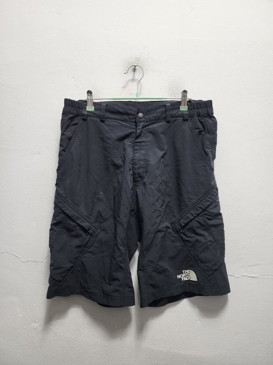 노스페이스 VECTOR 시리즈 블랙 카고 반바지 상품이미지1