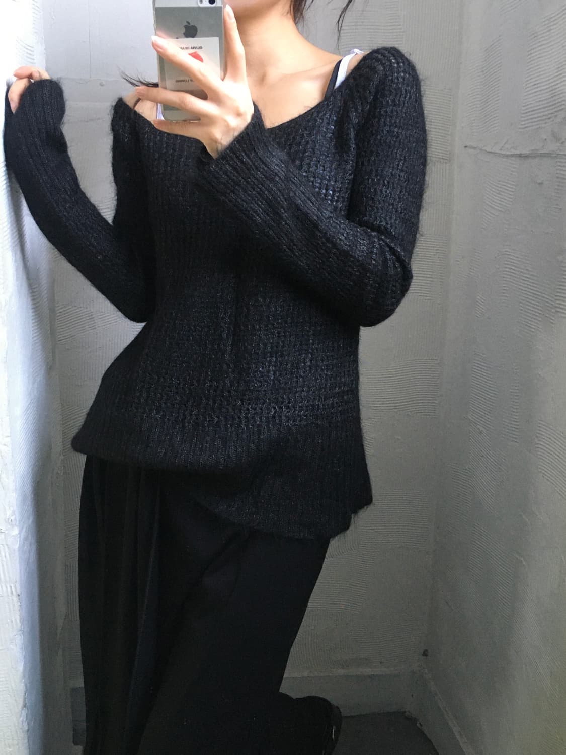 Armani Exchange 아르마니 익스체인지 모헤어 블랙 니트 상품이미지2