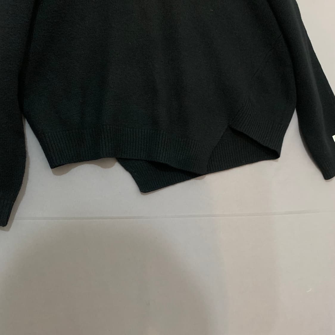 L SATUR 세터 23 더블린 언발란스 캐시미어 블렌드 니트 상품이미지6