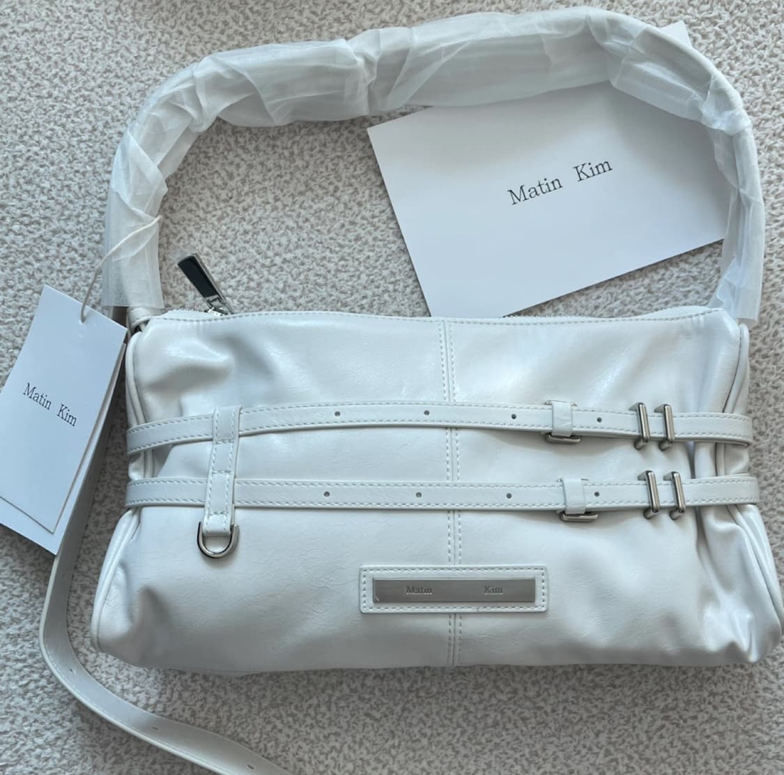 마뗑킴 더블 벨티드 스트랩 미니백 아이보리 matin kim 상품이미지3