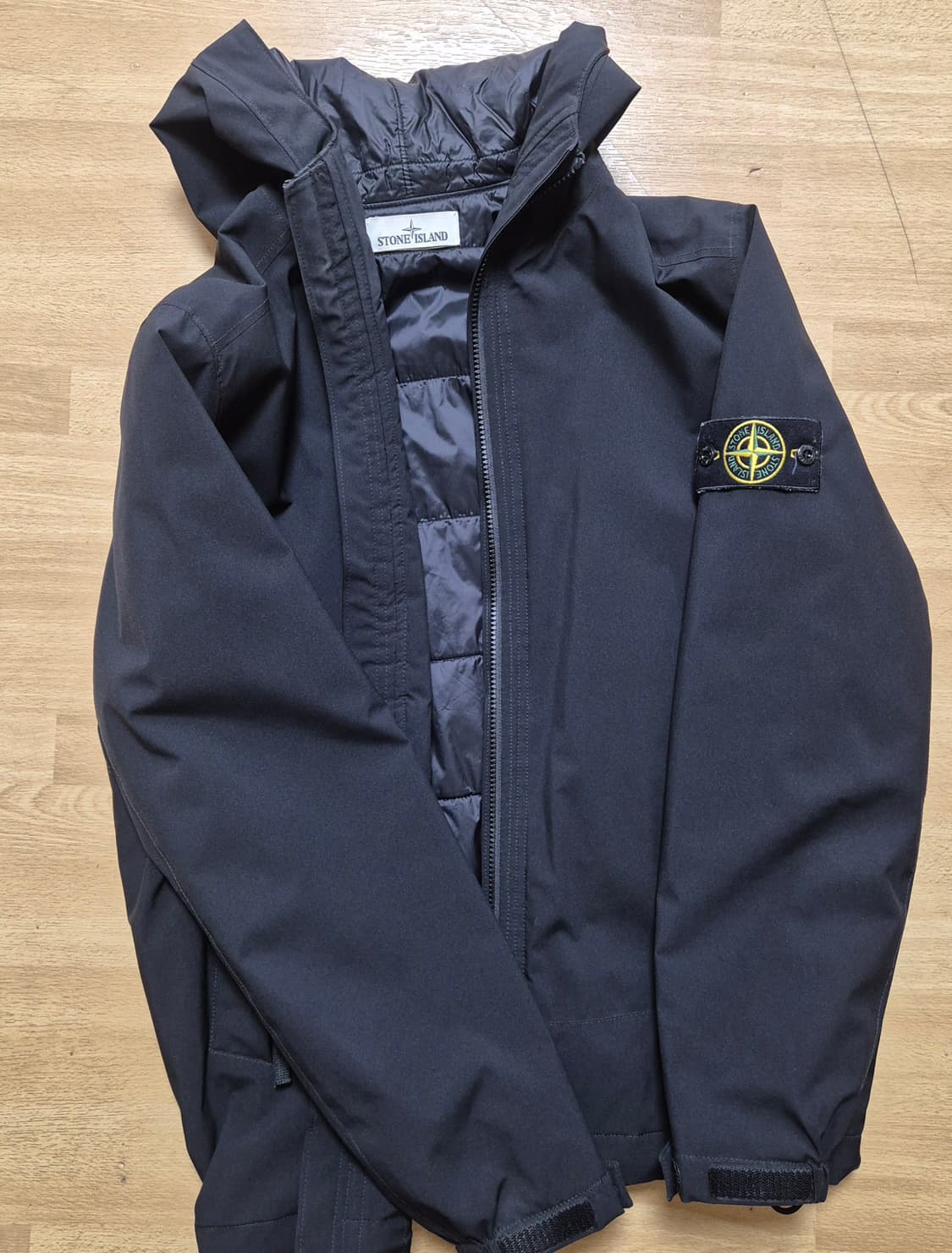 스톤아일랜드 프리마로프트 자켓 상품이미지1