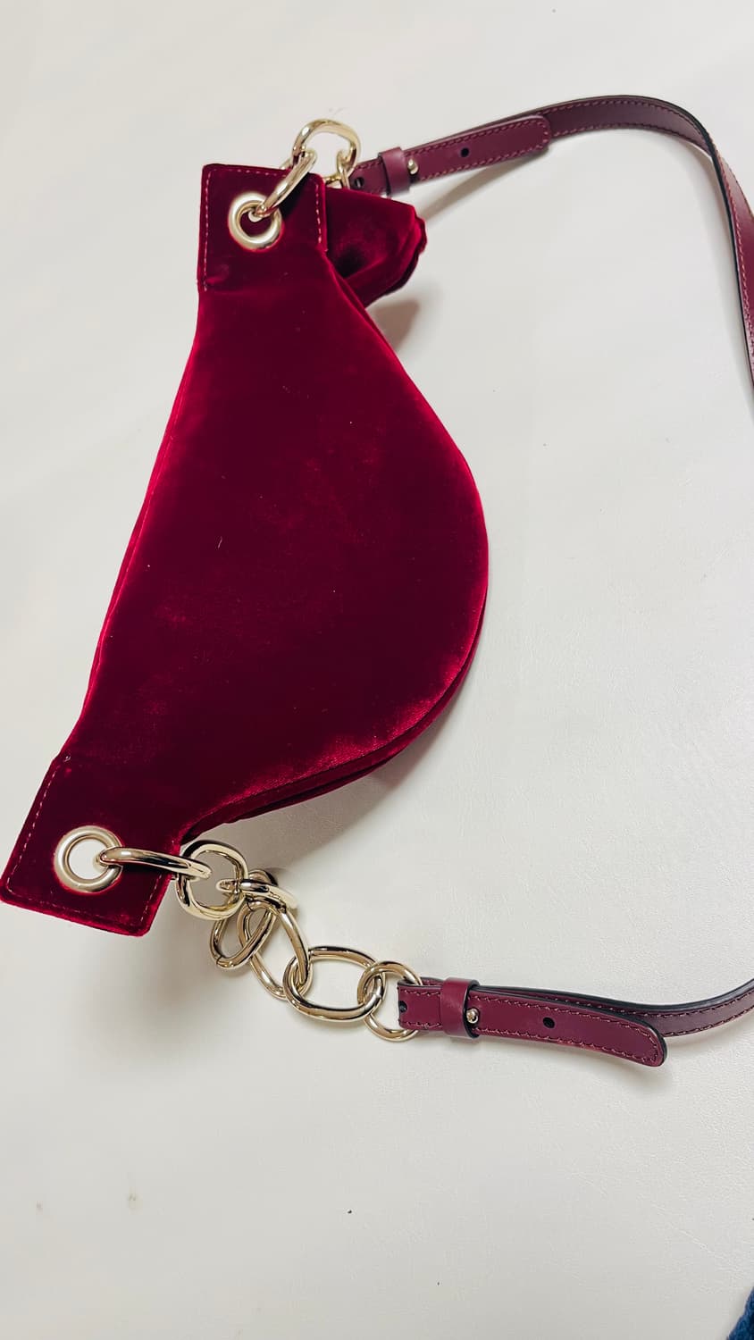 새상품) 레드 발렌티노 빅리본 벨벳 클러치 백 실물이 더 예쁘고 고급져요 상품이미지9