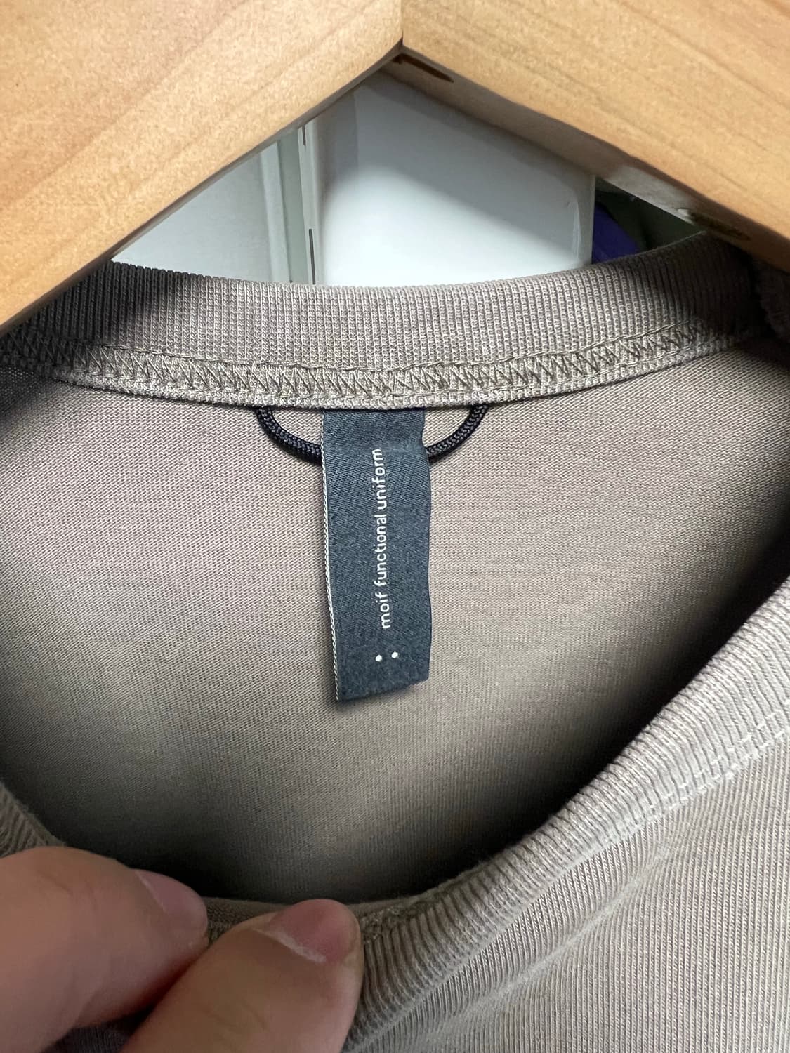 2사이즈) 모이프 매거진 포켓티 올리브그레이 상품이미지4