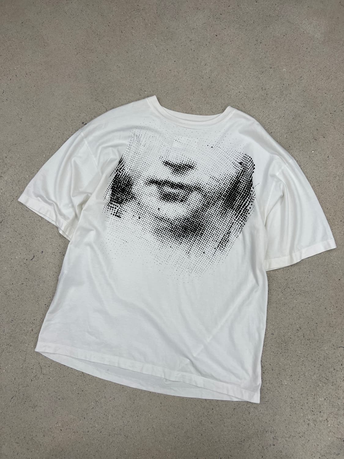 메종 마르지엘라 17SS 도트 그래픽 반팔 티셔츠 상품이미지1