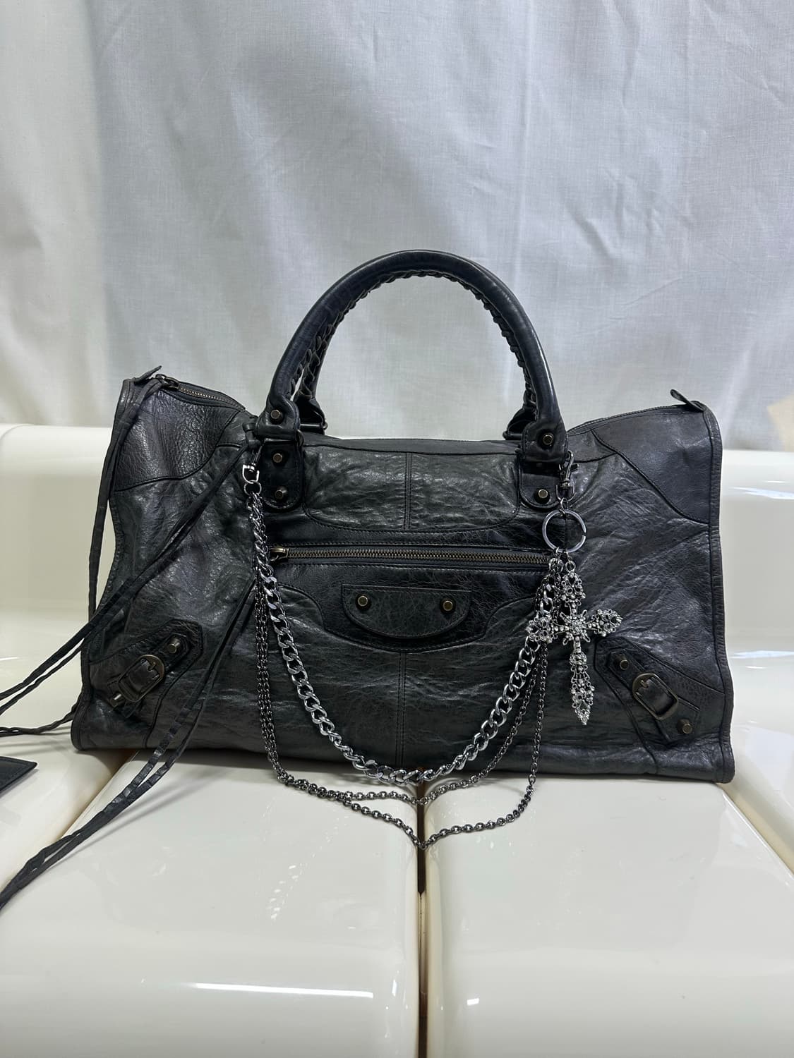 [A 정품] 발렌시아가 시티 모터백 라지 다크그레이 상품이미지2