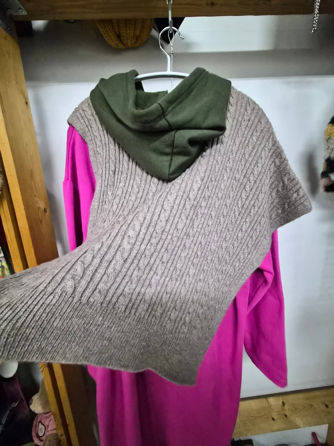 기모 후드 원피스. 마크제이콥스 언발 니트베스트 상품이미지7