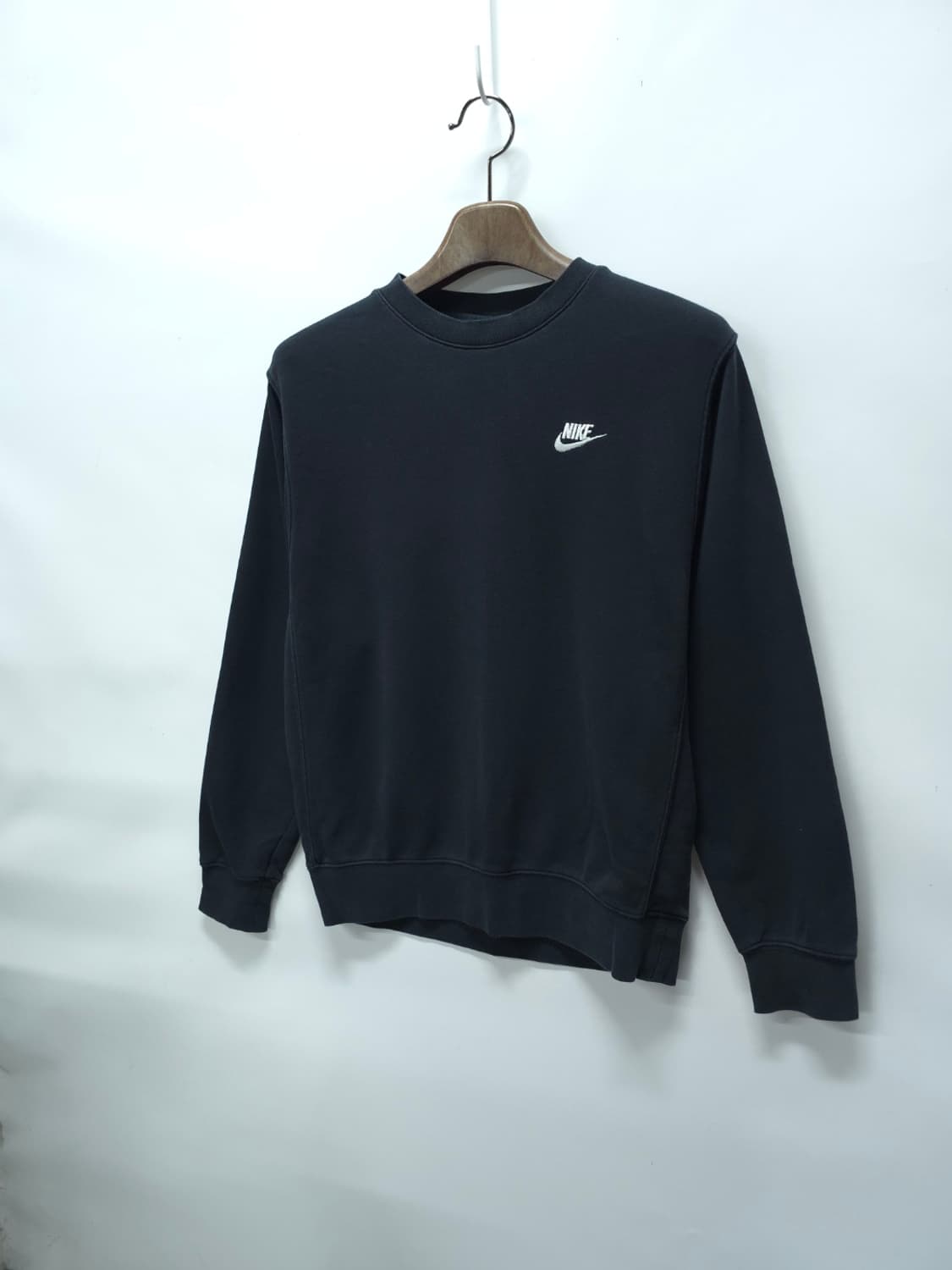 나이키 심플 자수로고 맨투맨 (남성95) 상품이미지2