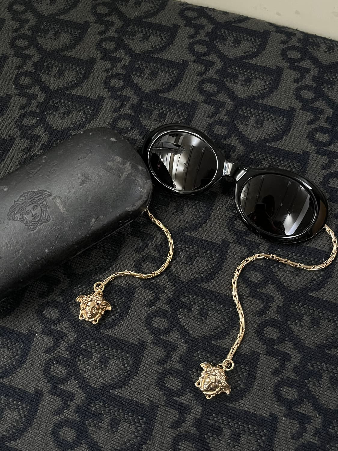 90s Versace Medusa Chain Arm Shade 상품이미지1