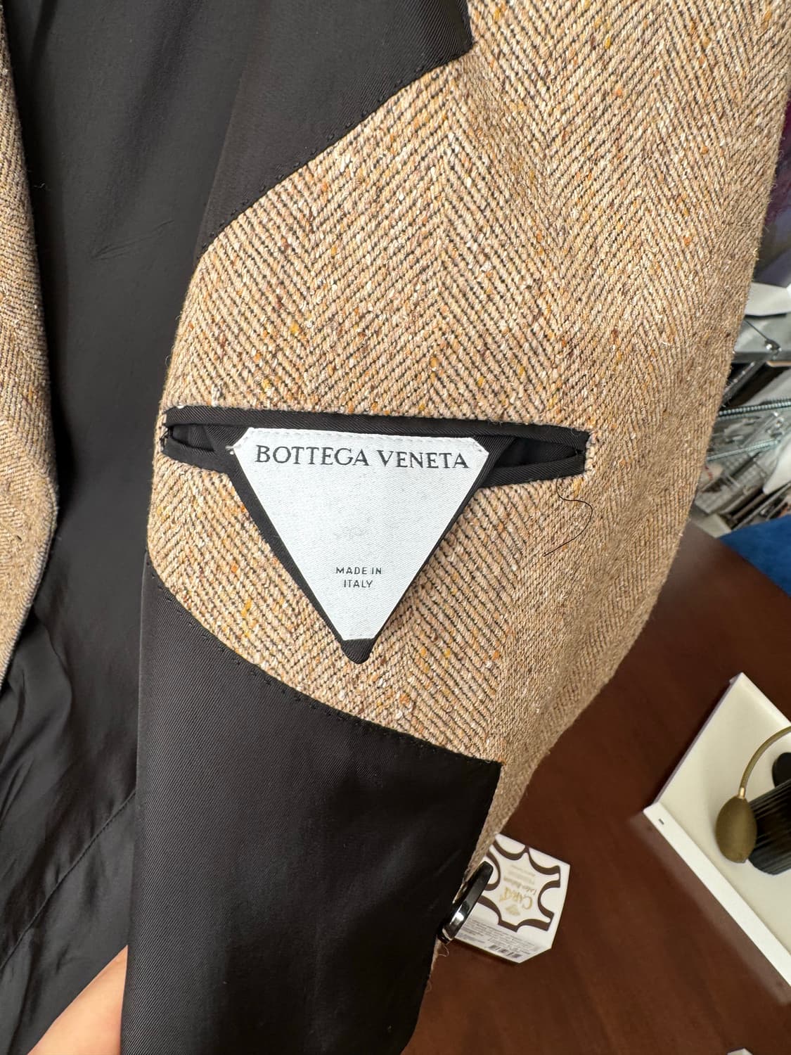 보테가베네타 카멜 블랙 멜란지 쉐브론 모티브 울 재킷52 상품이미지6