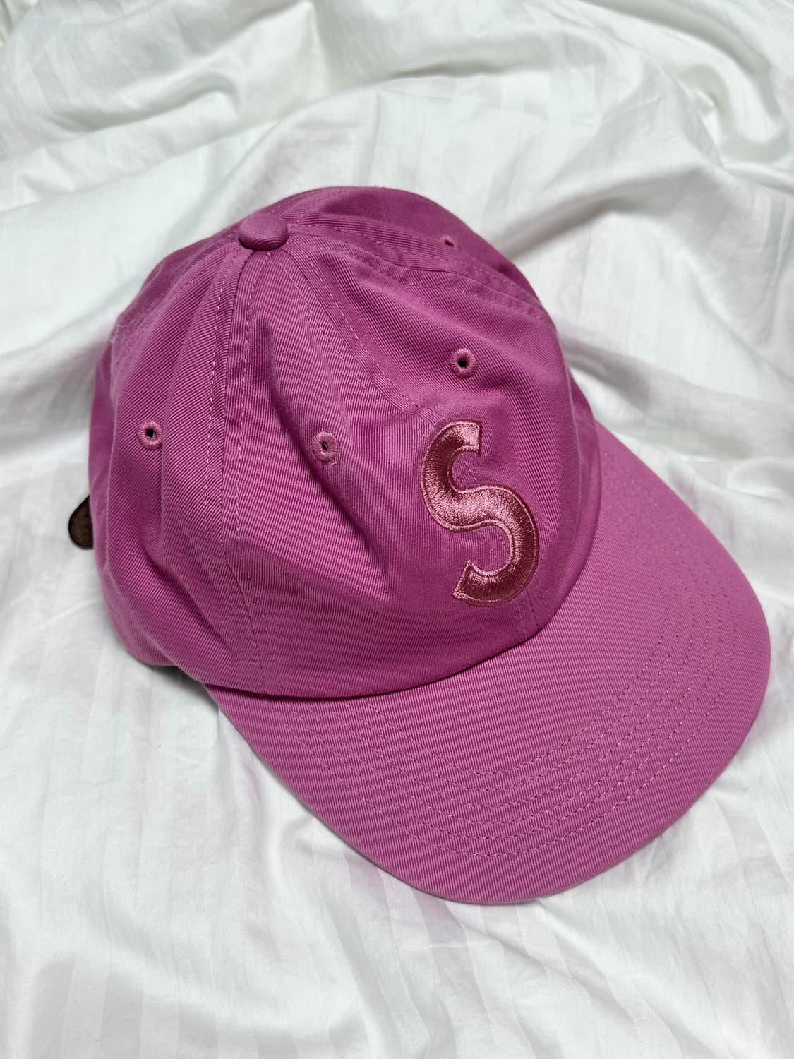 슈프림 핑크 캡 상품이미지1