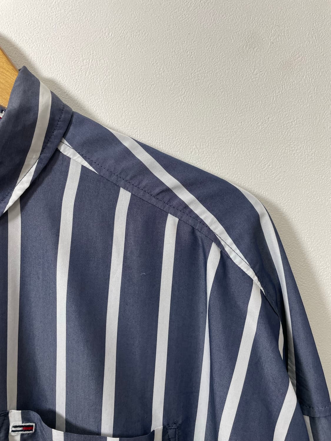 타미힐피거 스트라이프 셔츠 M - S63 상품이미지3