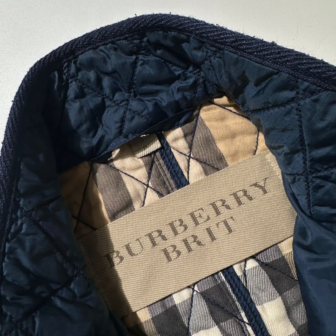 버버리 브릿 노바체크 라이닝 퀼팅 자켓 상품이미지5