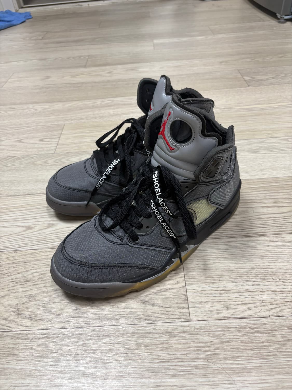 오프화이트 조던5 블랙 모슬린 상품이미지1