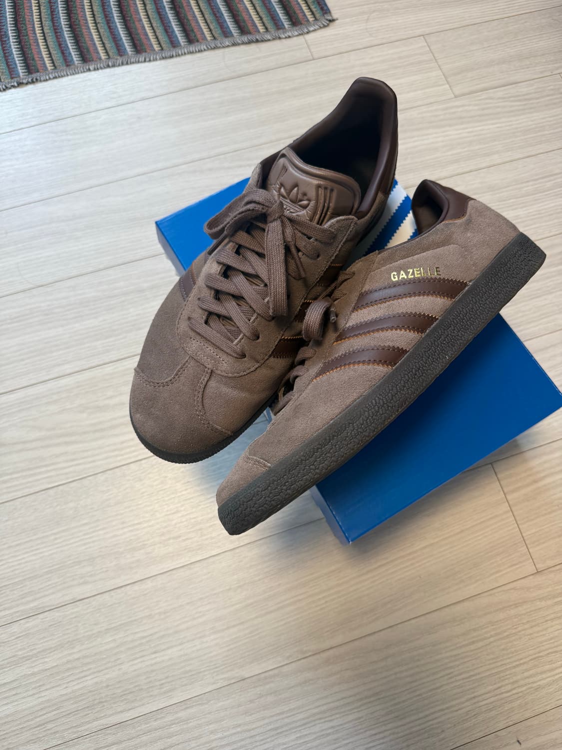 아디다스 가젤 어스 스트라타 270 상품이미지2