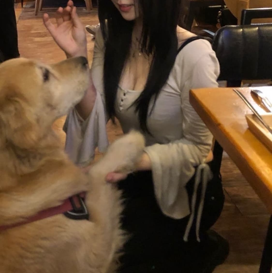 유영샵 스완 버튼 탑 라벤더 티셔츠 상품이미지7