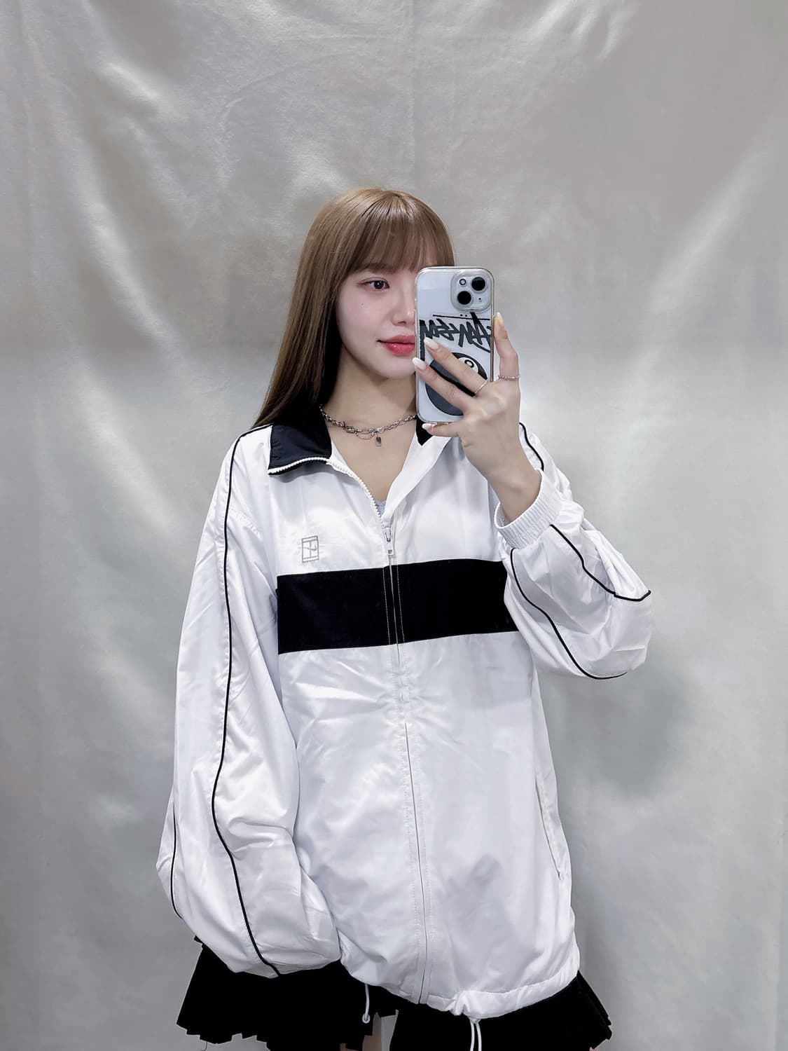 나이키 00‘s 화이트•블랙 테니스로고 바람막이  상품이미지1