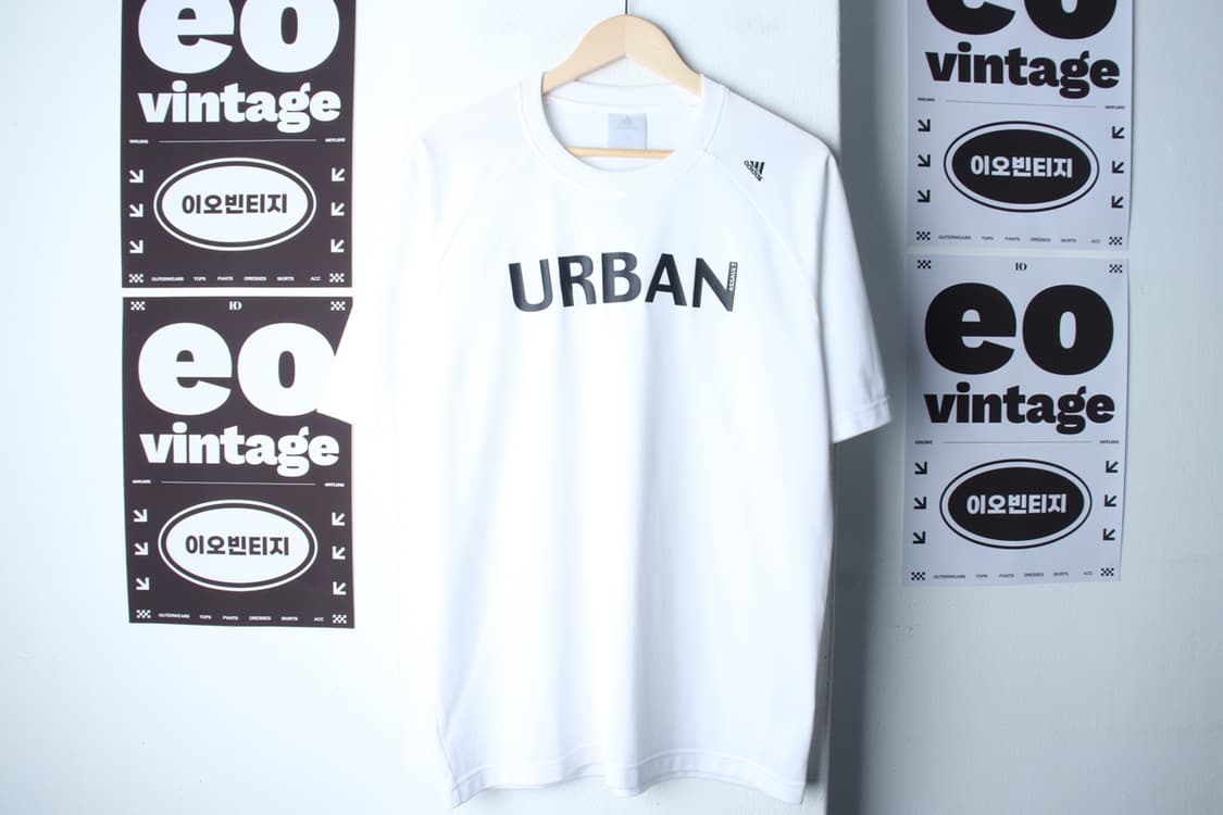 (L-XL) 아디다스 반팔 티셔츠 기능성 화이트 올드스쿨-H32078 상품이미지2