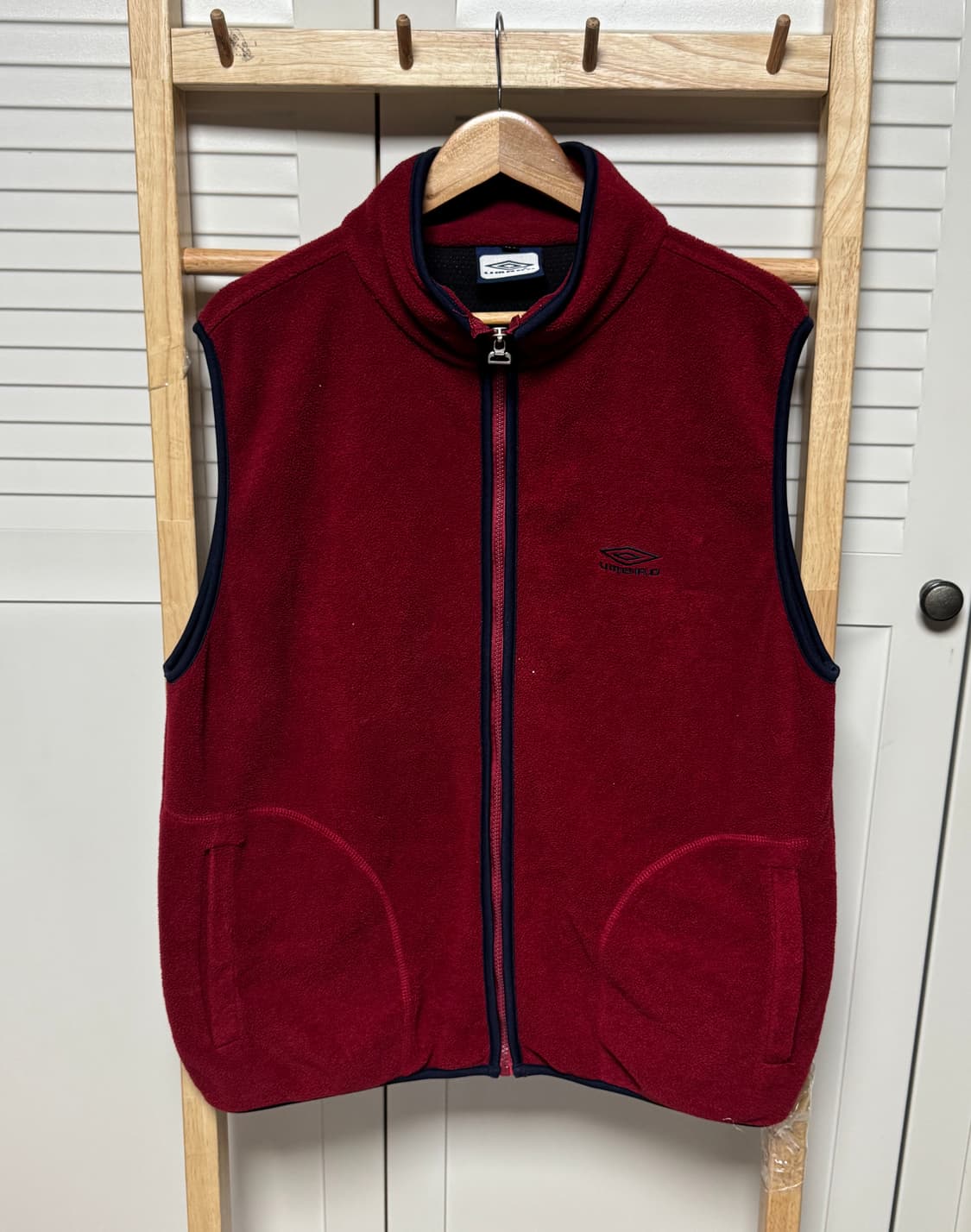 엄브로 버건디 후리스 조끼 베스트 자켓 상품이미지1