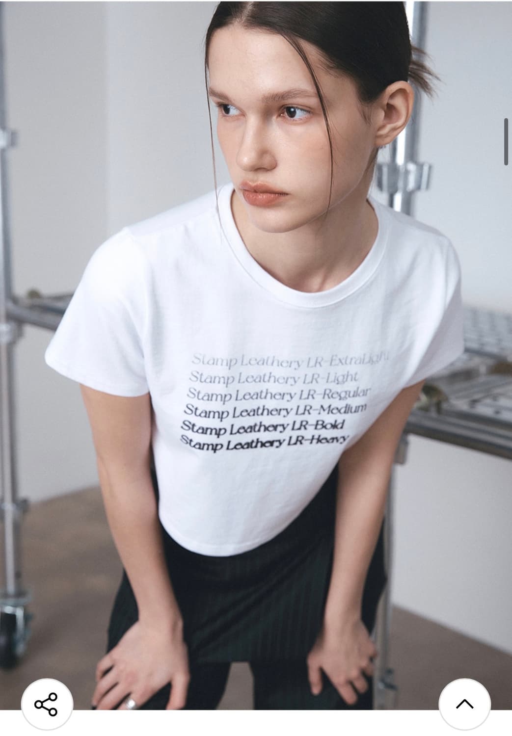 (FREE) 레더리 폰트 스탬프 크롭 반팔 티셔츠 [WHITE] 반팔 상품이미지8