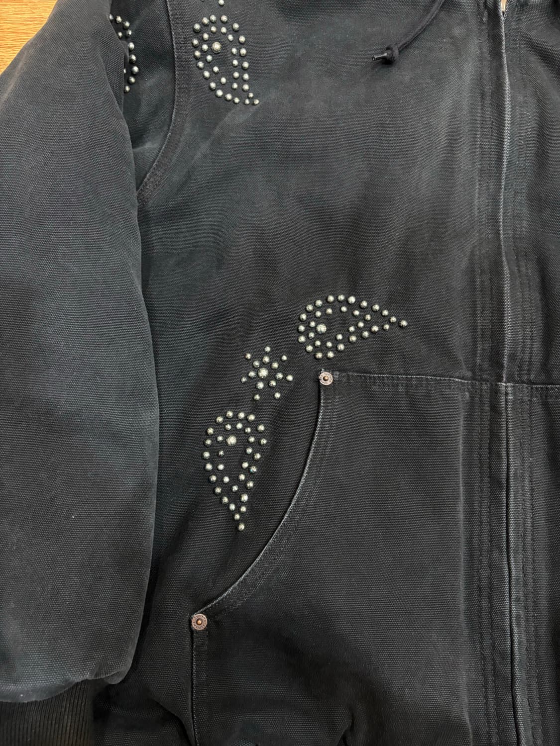 슈프림 페이즐리 스터드 워크자켓 블랙 - 23FW 상품이미지4